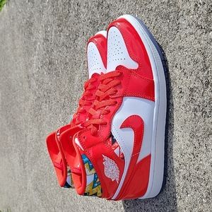 Jordan 1 Mid Barcelona Sweater Red Patent